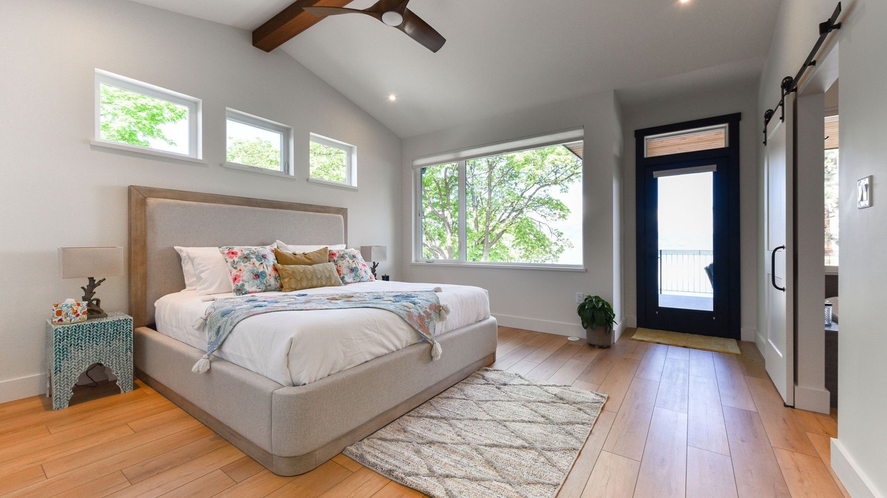 Photo of Bedroom in Okanagan-Similkameen