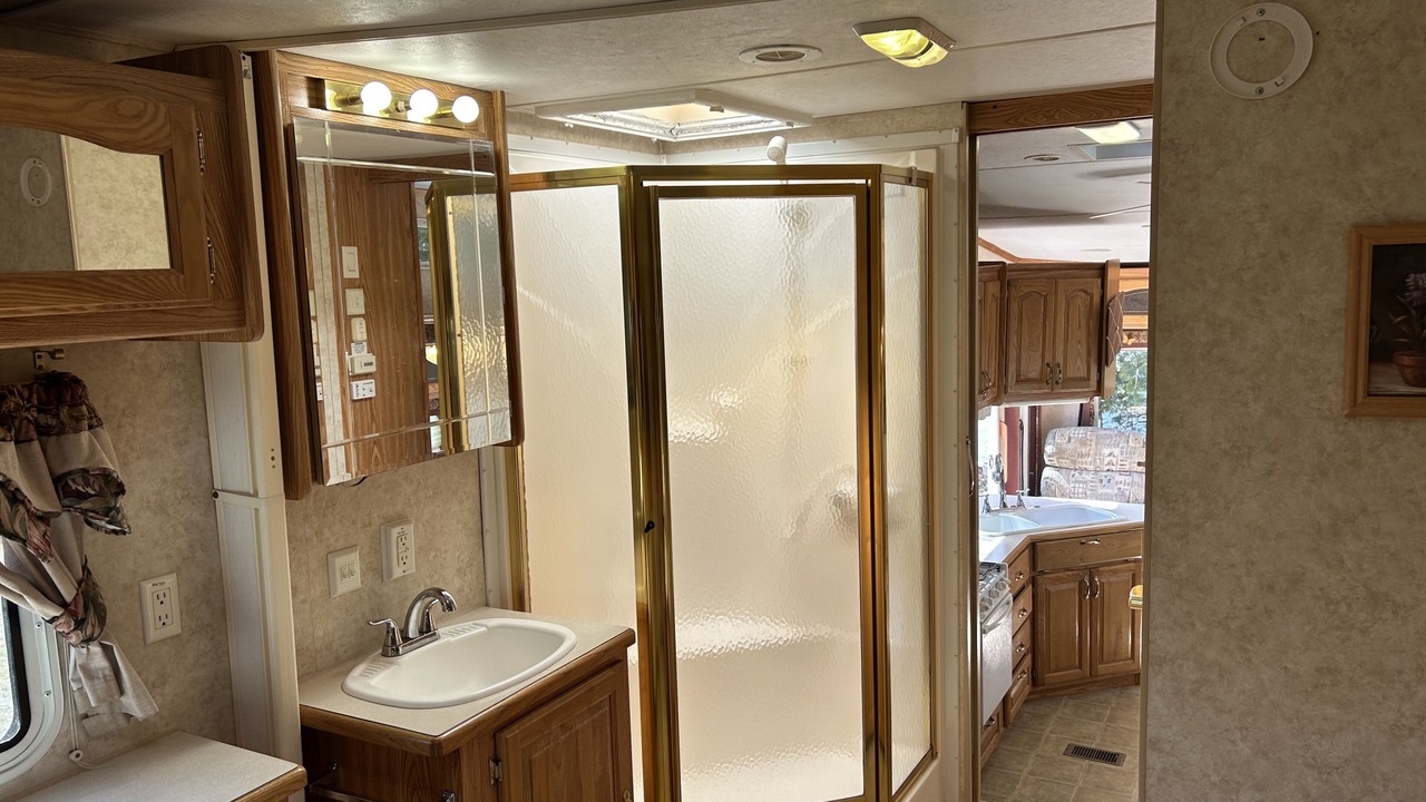 Photo of Bathroom in Stokes Bay