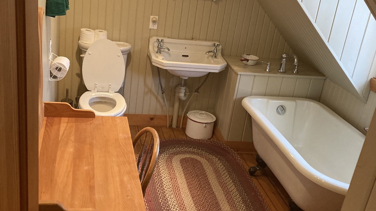 Photo of Bathroom in Cheneville