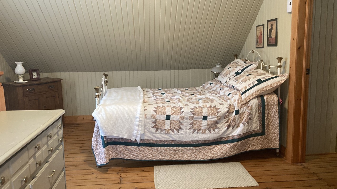 Photo of Bedroom in Cheneville