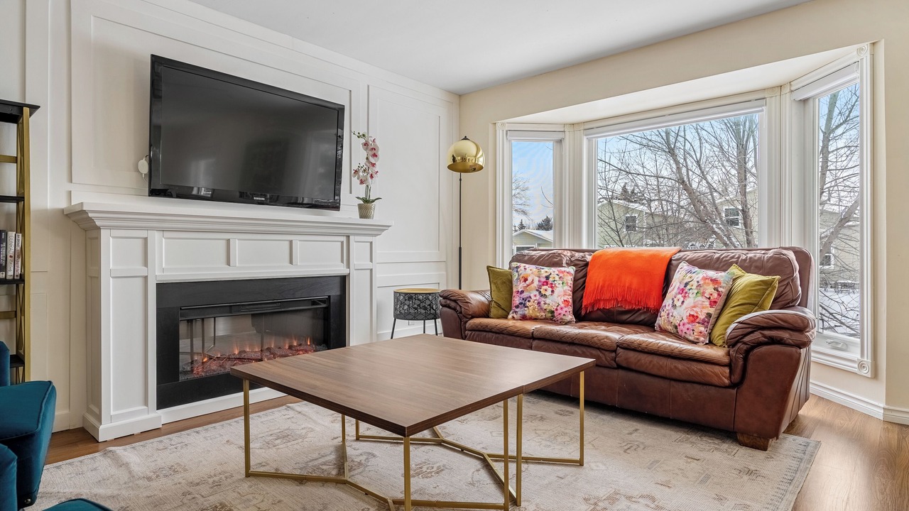Photo of Livingroom in Southeast Calgary