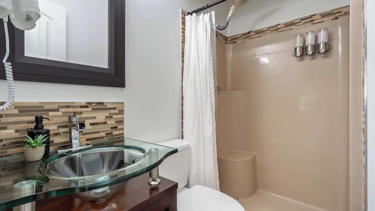 Photo of Bathroom in Sylvan Lake