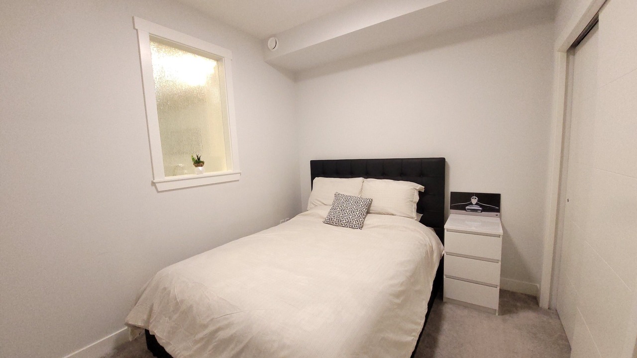 Photo of Bedroom in Langley