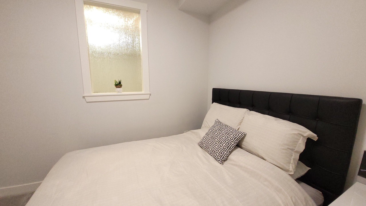 Photo of Bedroom in Langley