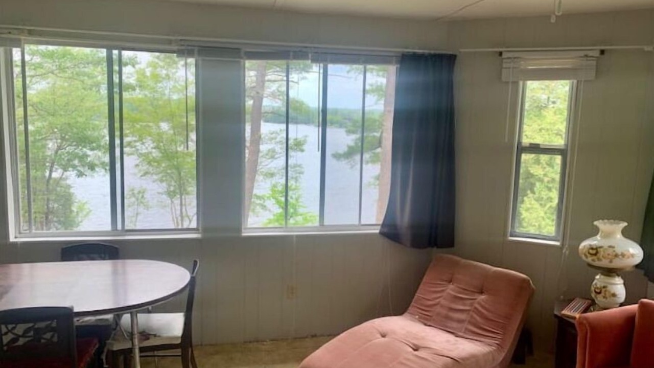 Photo of Livingroom in Tay Valley