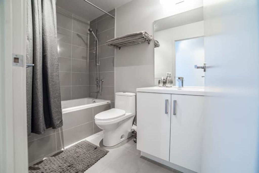 Photo of Bathroom in Connaught