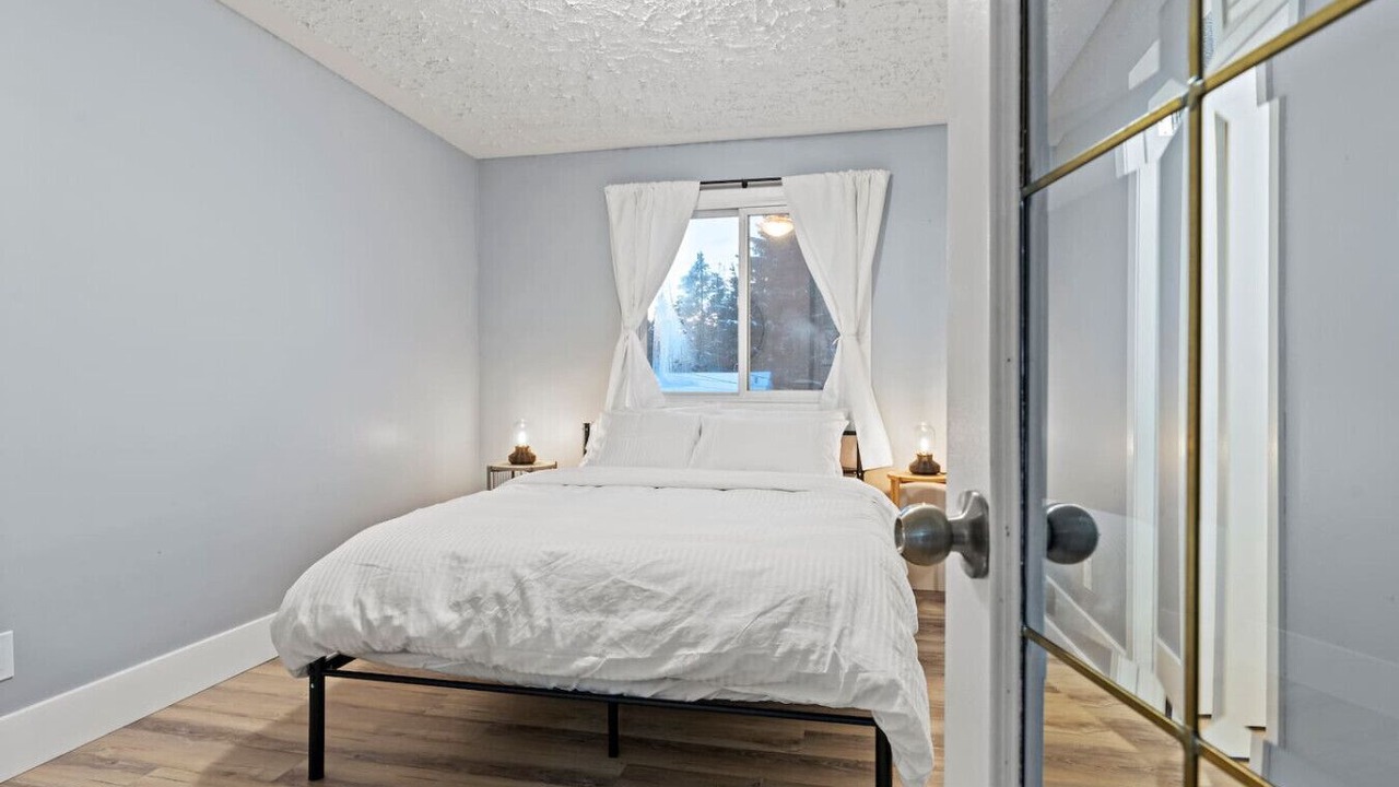 Photo of Bedroom in Jasper Place