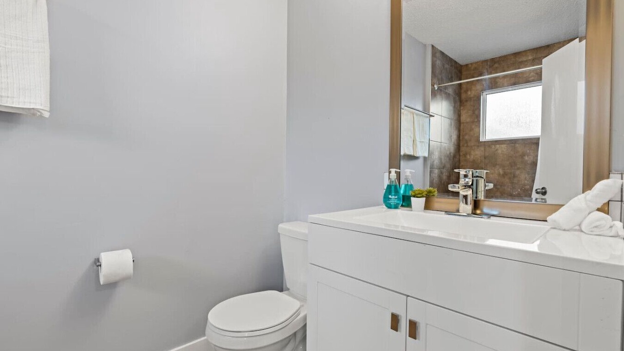 Photo of Bathroom in Jasper Place