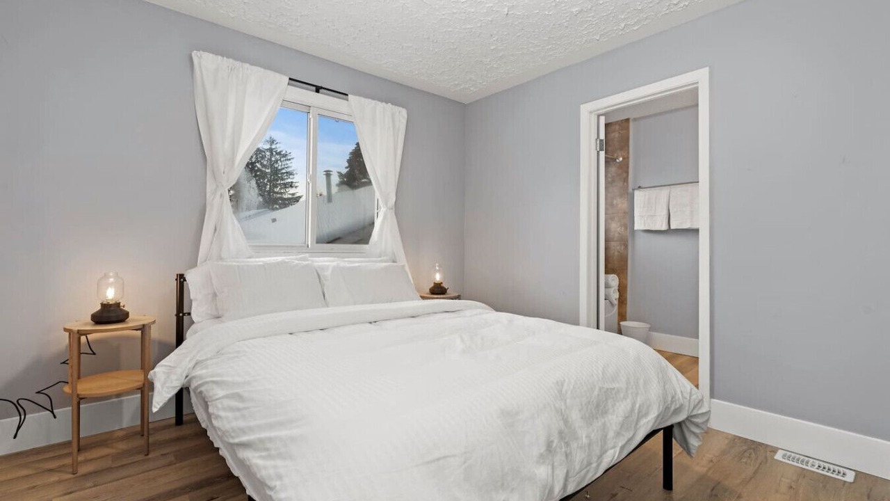 Photo of Bedroom in Jasper Place