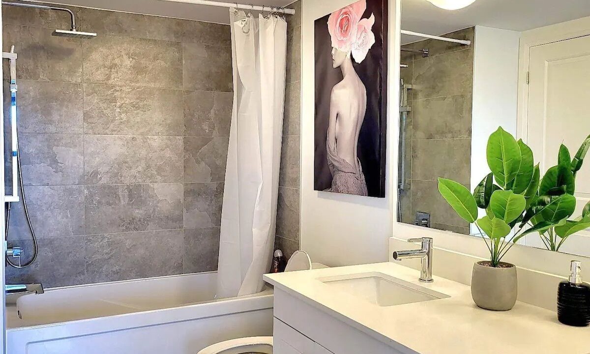 Photo of Bathroom in Durham Region