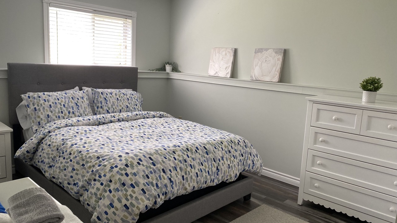 Photo of Bedroom in North River