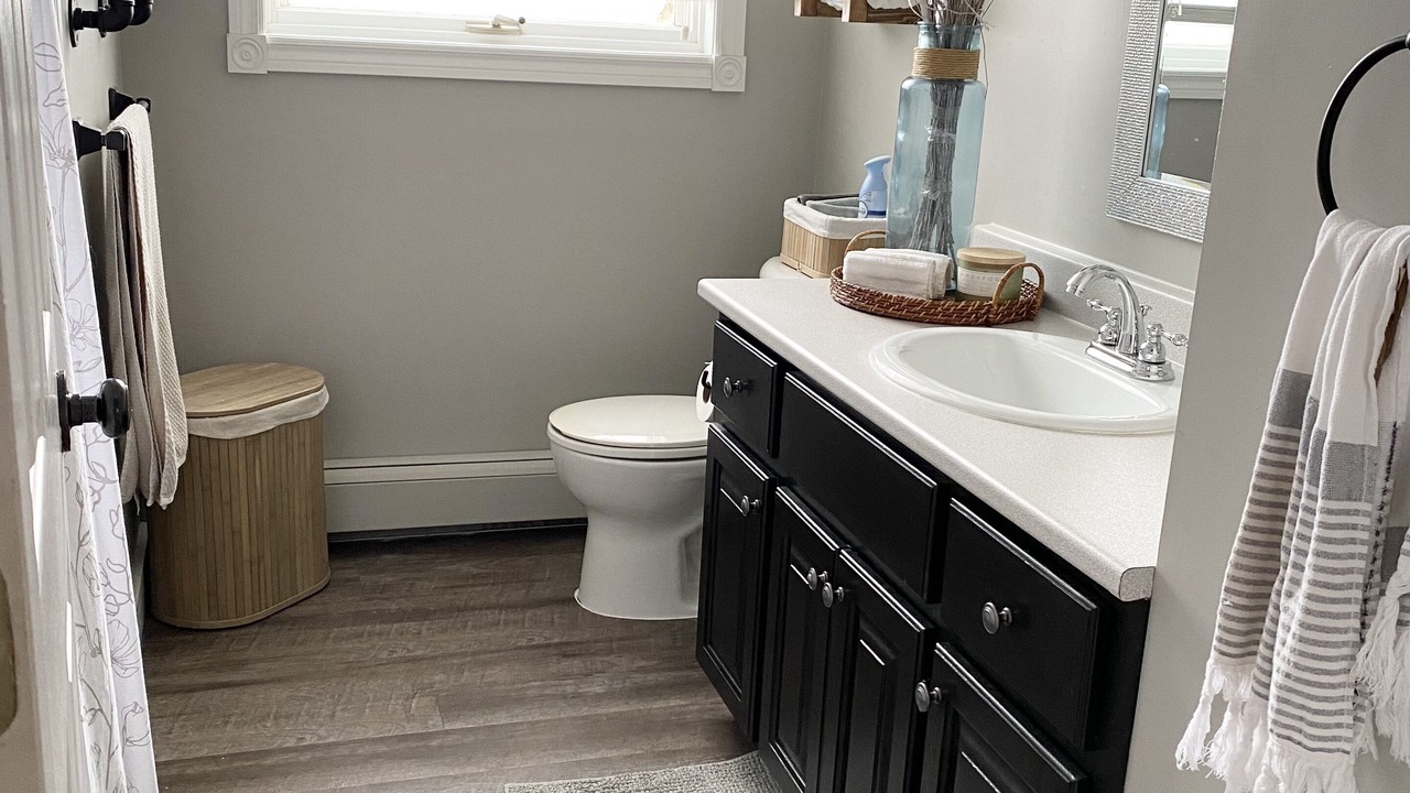 Photo of Bathroom in North River
