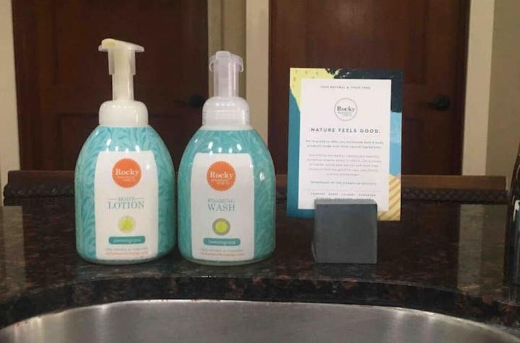 Photo of Bathroom in Cougar Creek