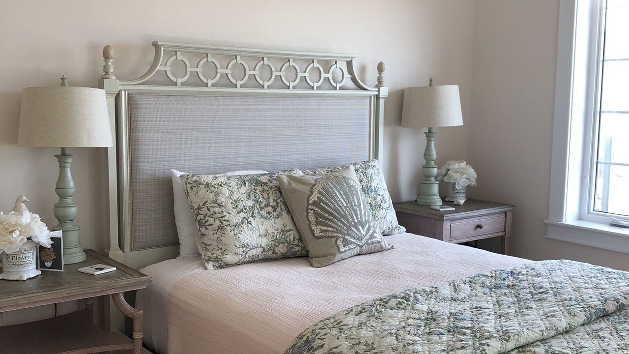Photo of Bedroom in Summerville Centre