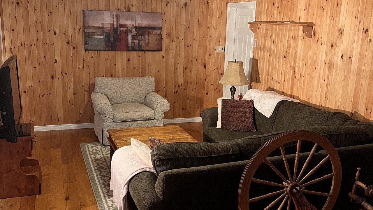 Photo of Livingroom in Prince Edward