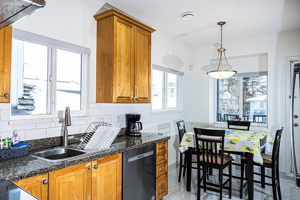 Photo of Kitchen in Renfrew-Collingwood