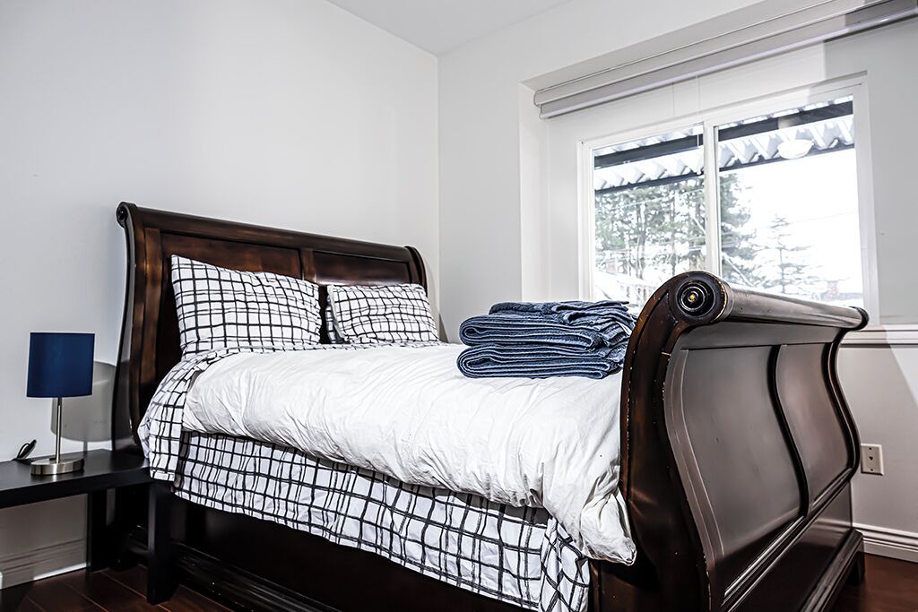 Photo of Bedroom in Renfrew-Collingwood