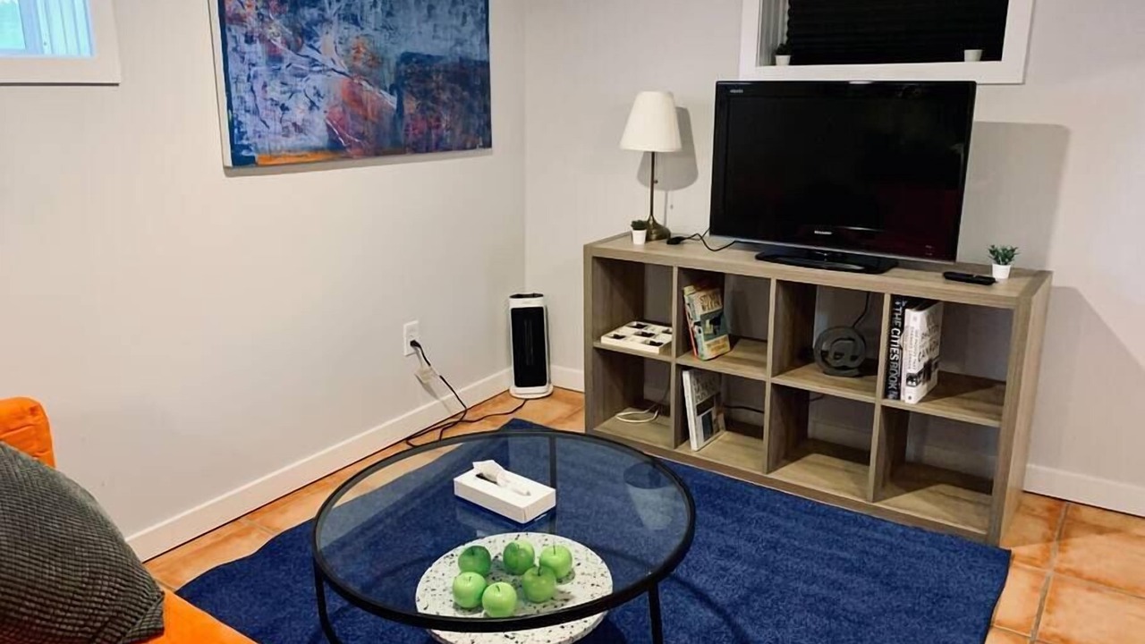 Photo of Livingroom in North End
