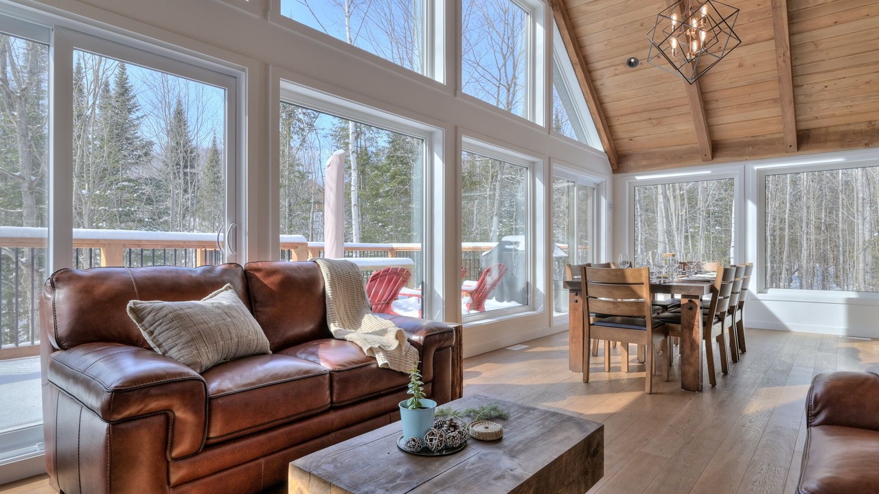 Photo of Livingroom in Amherst