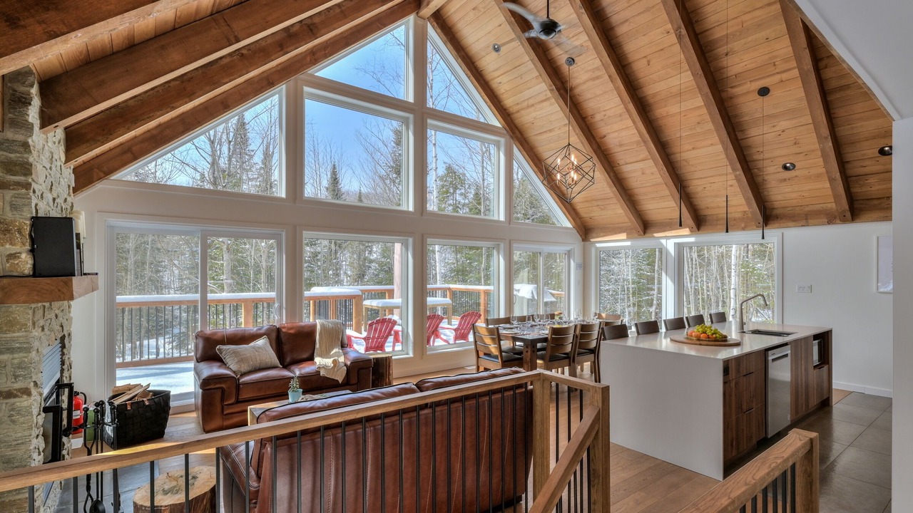 Photo of Livingroom in Amherst