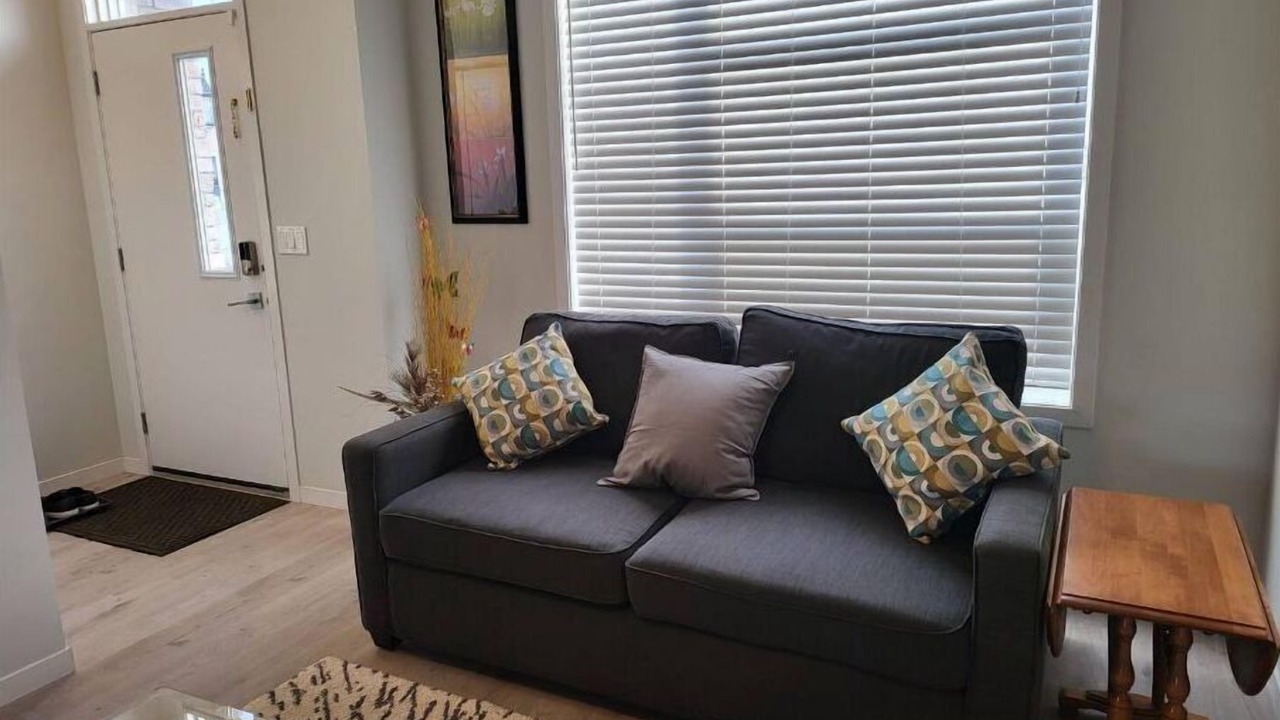 Photo of Livingroom in Calgary