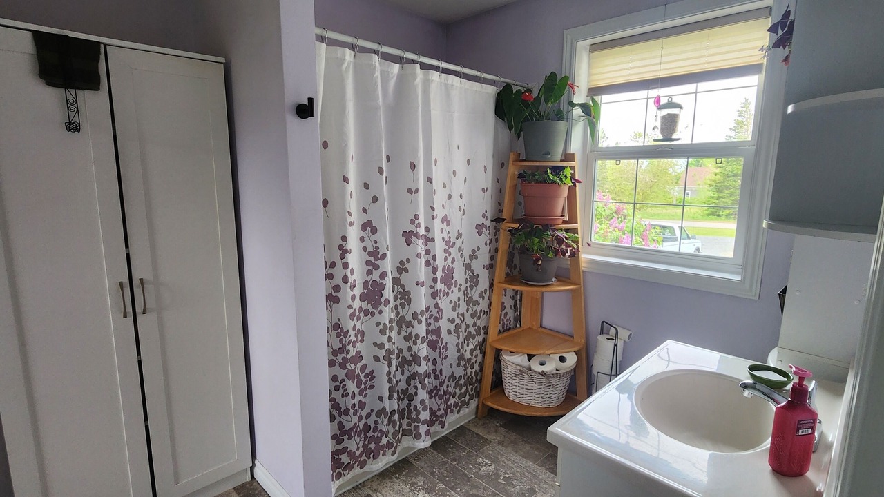 Photo of Bathroom in Vernon Bridge