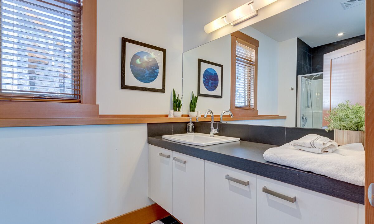 Photo of Bathroom in Banff