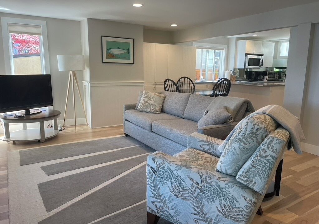 Photo of Livingroom in North Saanich