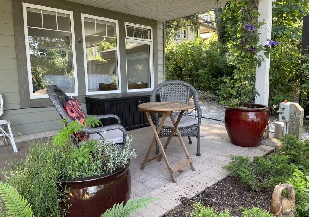 Photo of Patio Balcony in North Saanich
