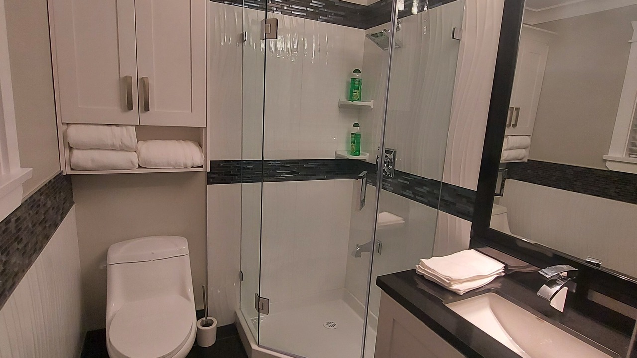 Photo of Bathroom in Vancouver South