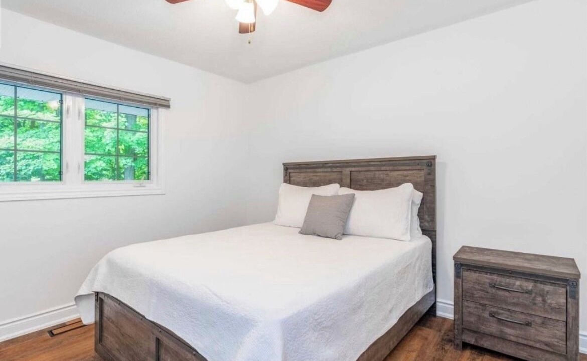 Photo of Bedroom in Mulmur