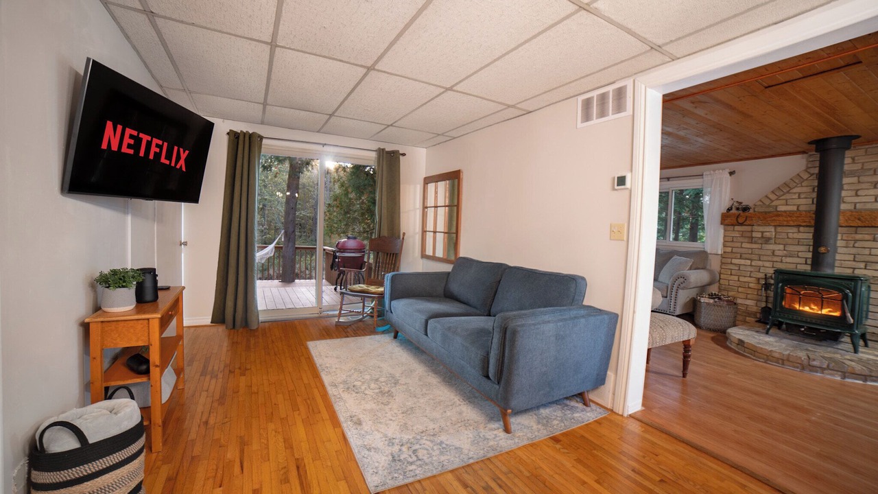 Photo of Livingroom in South Bruce Peninsula
