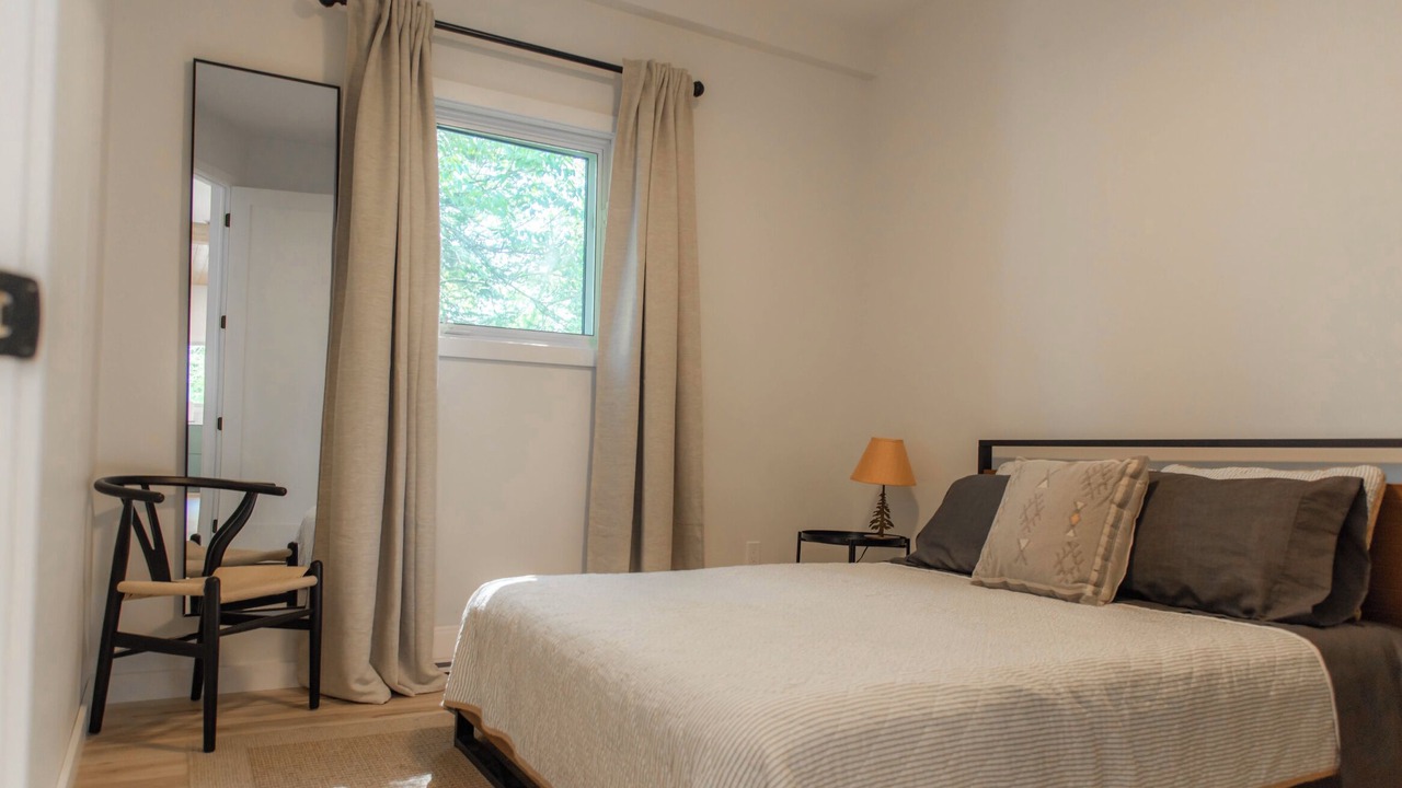 Photo of Bedroom in Redbridge