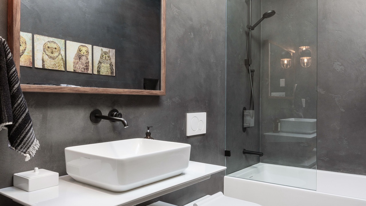 Photo of Bathroom in Okanagan-Similkameen