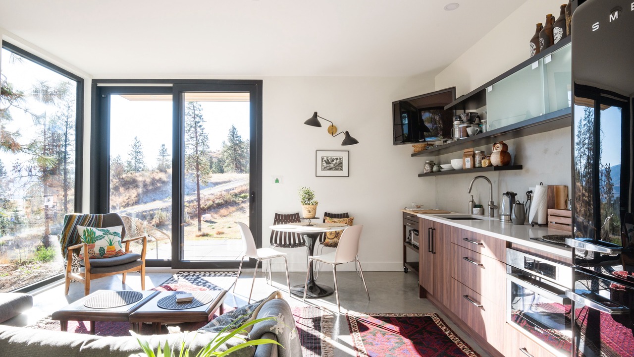 Photo of Kitchen in Okanagan-Similkameen