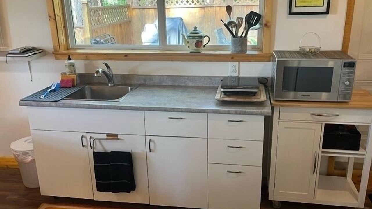Photo of Kitchen in Hornby Island