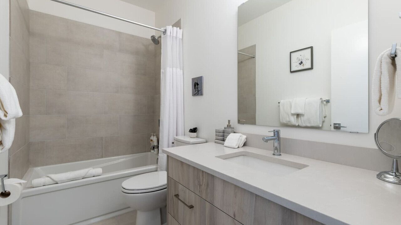 Photo of Bathroom in Golden