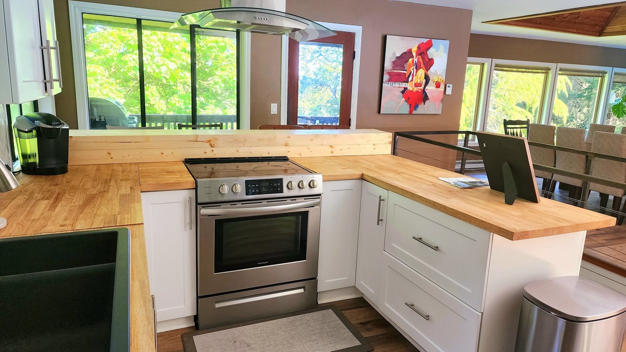 Photo of Kitchen in Metchosin