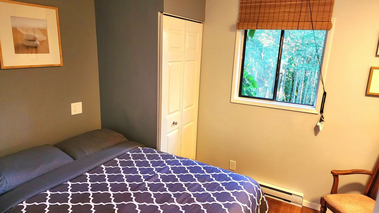 Photo of Bedroom in Metchosin
