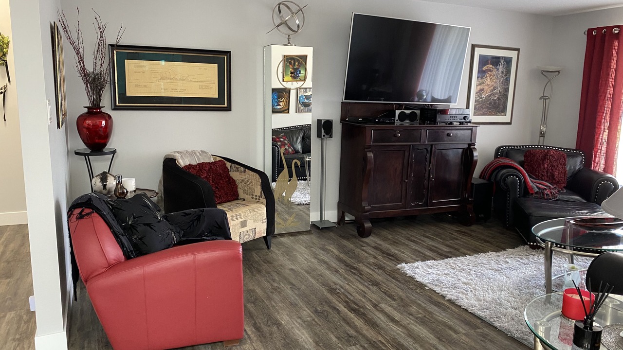 Photo of Livingroom in South Lethbridge