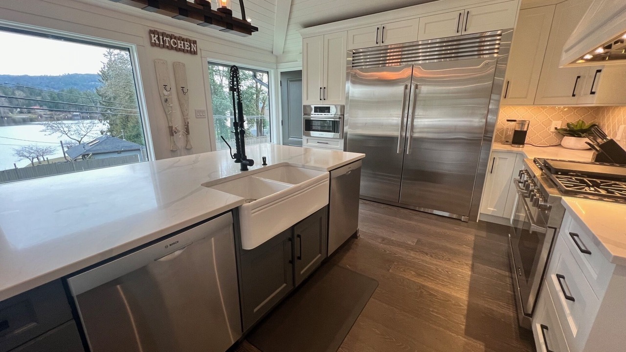 Photo of Kitchen in Shawnigan Lake