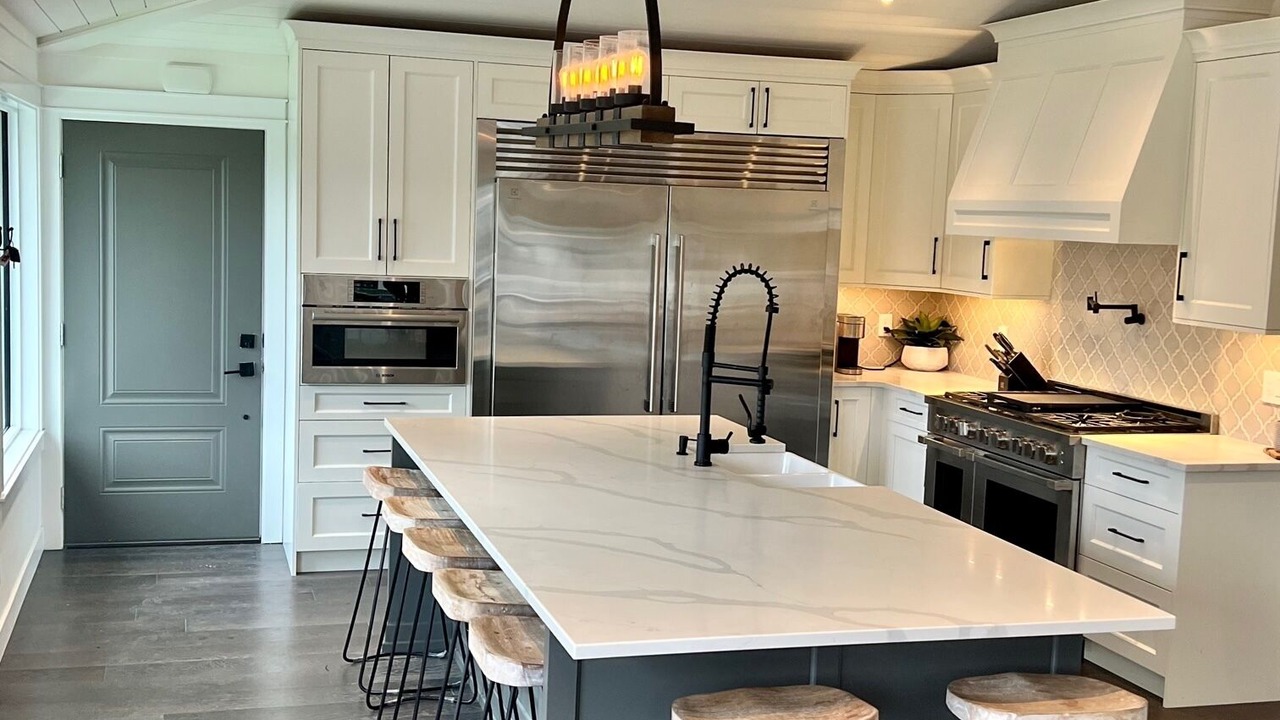 Photo of Kitchen in Shawnigan Lake