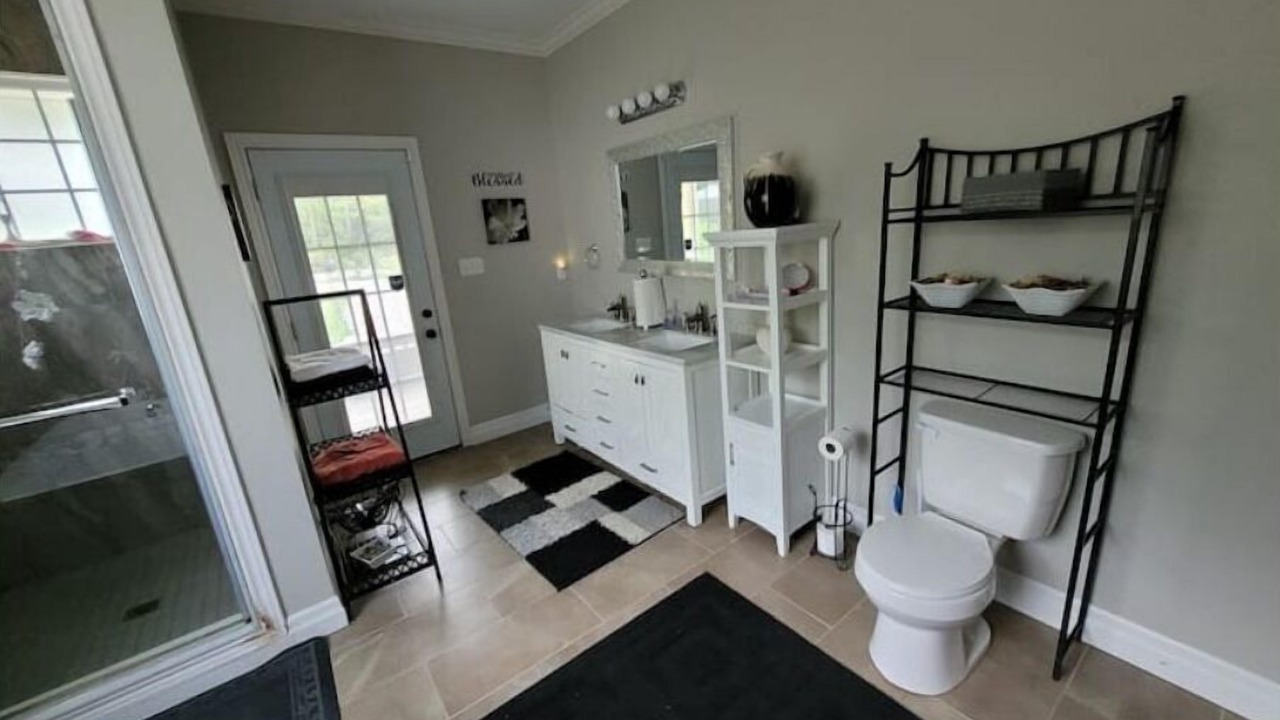 Photo of Bathroom in Port McNicoll