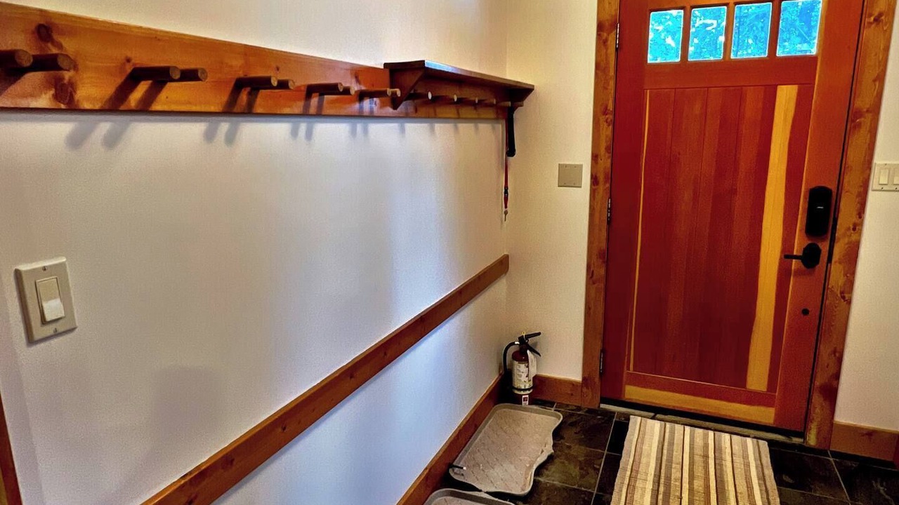 Photo of Bedroom in East Kootenay