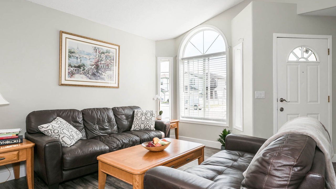 Photo of Livingroom in Calgary