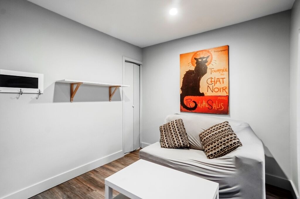 Photo of Livingroom in De Lorimier