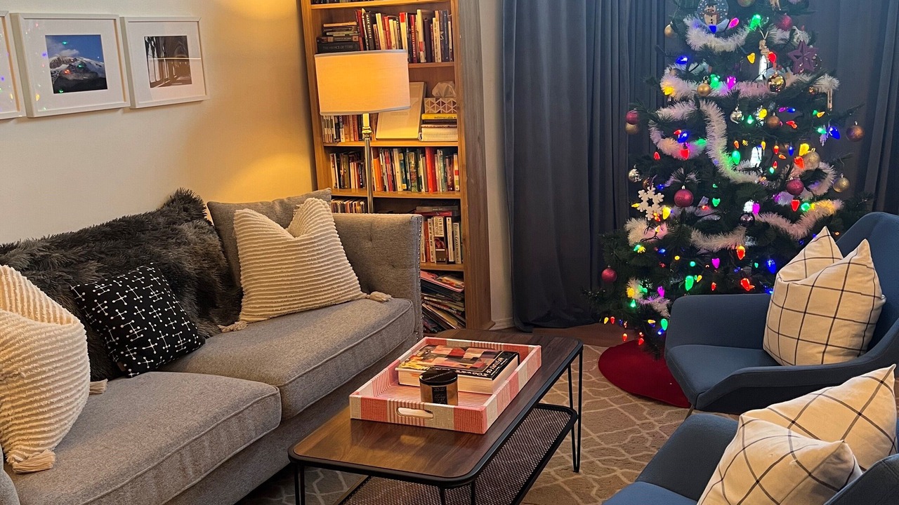 Photo of Livingroom in Southeast Calgary