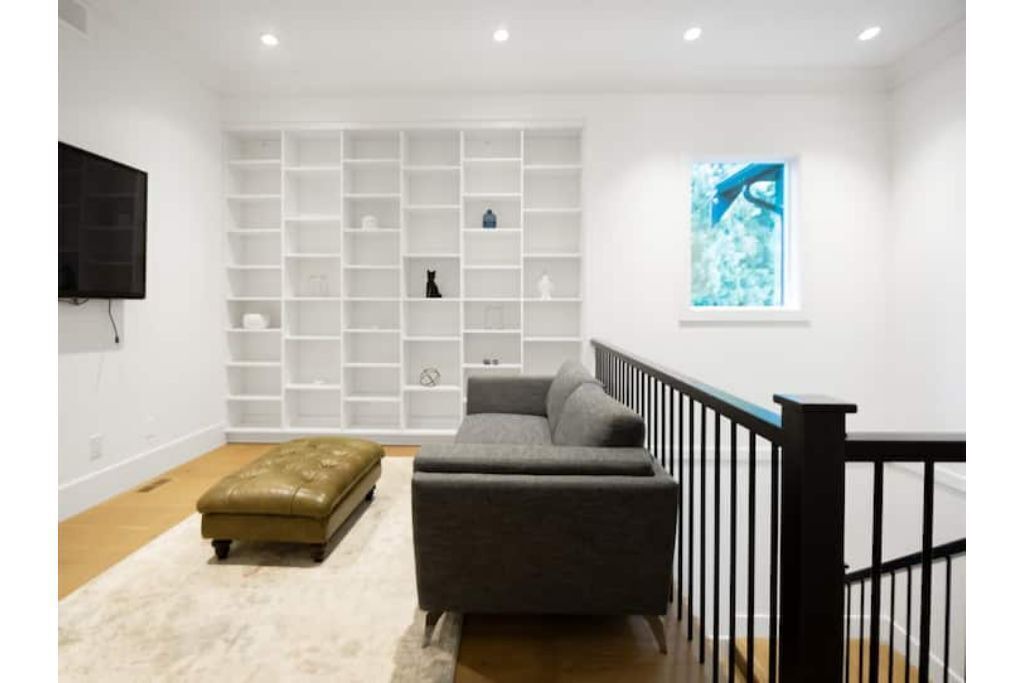 Photo of Livingroom in Langley