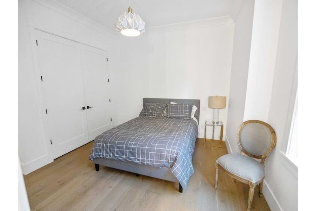 Photo of Bedroom in Langley