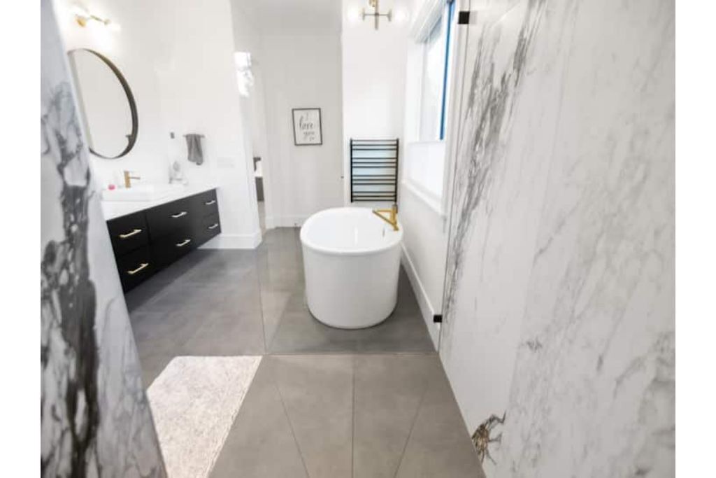 Photo of Bathroom in Langley